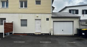 A louer une villa de 100m2 dans une résidence sécurisée à Saint André
