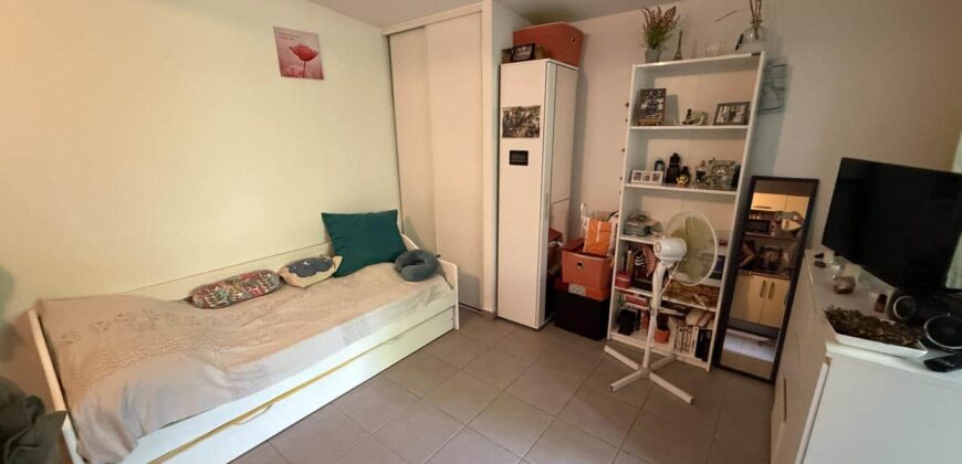 A vendre un studio de 23.65 m2 situé dans une résidence sécurisée à La Rivière Saint Louis