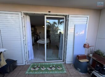 A vendre un studio de 26.92 m2 situé dans une résidence sécurisée face au lycée des Avirons