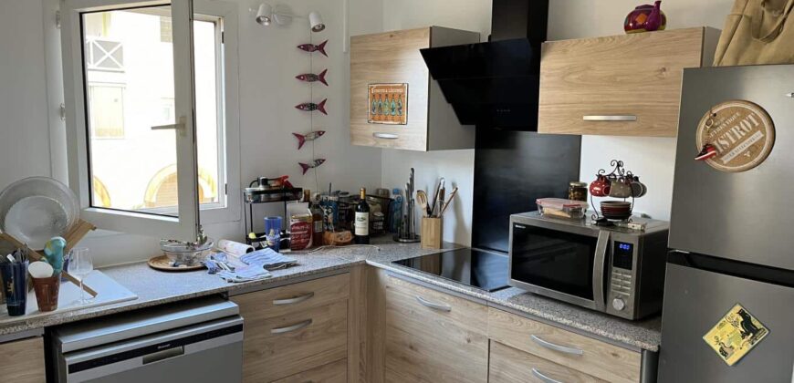 A louer un appartement T3 rénové et meublé situé au coeur de l’ermitage