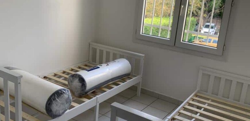 A louer un appartement T3 rénové et meublé situé au coeur de l’ermitage