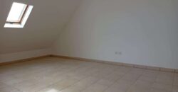 A louer un appartement de 65,62m2 en triplex avec jardin à la Saline les Bains