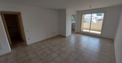 A vendre un appartement T2 de 50.45m2 proche de toutes commodités dans une résidence sécurisée à Sainte Clotilde