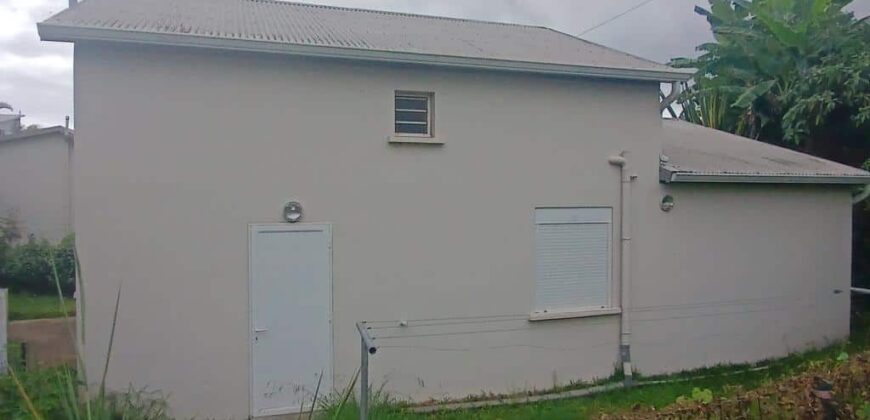 A louer une villa de 110m2 avec cour sur Tan Rouge à Saint Gilles les Hauts