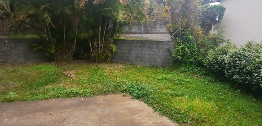 A louer une villa de 110m2 avec cour sur Tan Rouge à Saint Gilles les Hauts