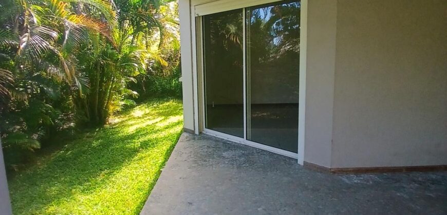 A louer une villa de 110m2 avec cour sur Tan Rouge à Saint Gilles les Hauts