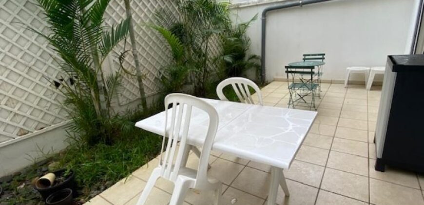 Location d’un studio meublé de 32.36m2 avec grande terrasse à Saint Denis