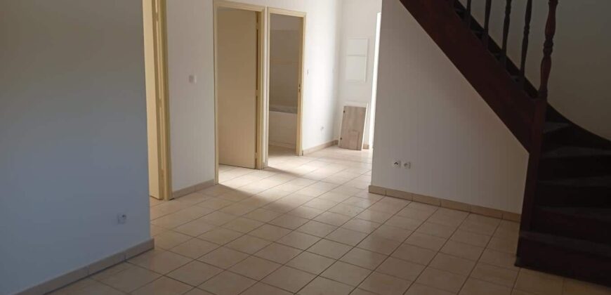 Location d’un appartement en triplex dans une résidence sécurisée à Saline les bains