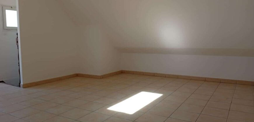 Location d’un appartement en triplex dans une résidence sécurisée à Saline les bains