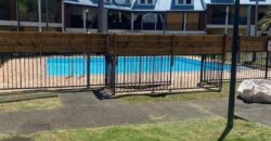 A louer un beau duplex meublé de type F4 avec piscine dans une résidence à Sainte-Clotilde-La Bretagne