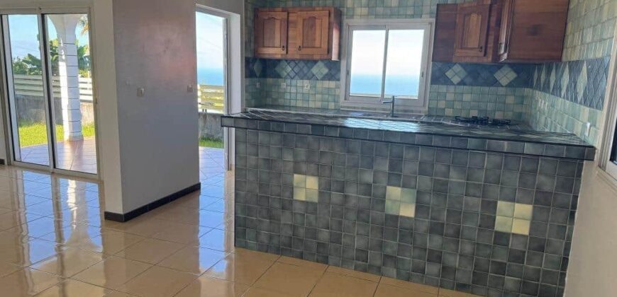 A louer une charmante villa T5 avec vue mer située au Tampon dans le quartier de Trois Mares