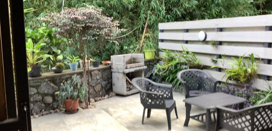 En location une villa jumelée de type F3 de 75 m2 située à La Rivière Saint Louis