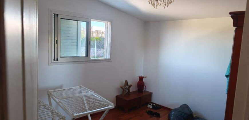 En vente une charmante villa familiale avec piscine située dans un quartier calme de La Rivière Saint-Louis
