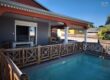 En vente une charmante villa familiale avec piscine située dans un quartier calme de La Rivière Saint-Louis