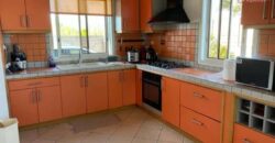 A louer une charmante villa T4 meublée située proche de Saint Pierre
