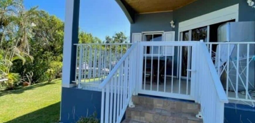 A louer une charmante villa T4 meublée située proche de Saint Pierre
