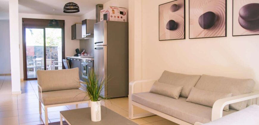 A louer une belle villa meublée de type F4 située proche de toutes les commodités à Terre Sainte