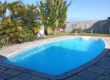 A vendre une charmante villa de type T4 avec piscine située au coeur de Petite-île