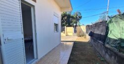 A louer une petite villa de 34m2 avec jardin dans le secteur de Bel Air à Sainte Suzanne