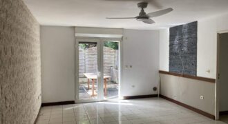 A vendre un agréable appartement T2 de 41.48 m2 situé dans un quartier calme à La Possession