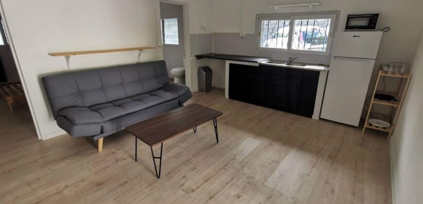 À vendre à Saint-Pierre une villa de 184 m² composée de 5 logements meublés