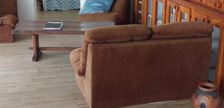 Location d’une spacieuse villa F3 meublée de 109 m² habitables au cœur des Avirons