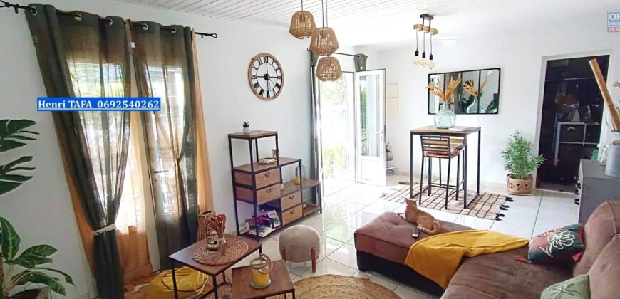 A louer une villa T4 de 76.94 m2 habitables située dans le quartier paisible de La Plaine des Grègues