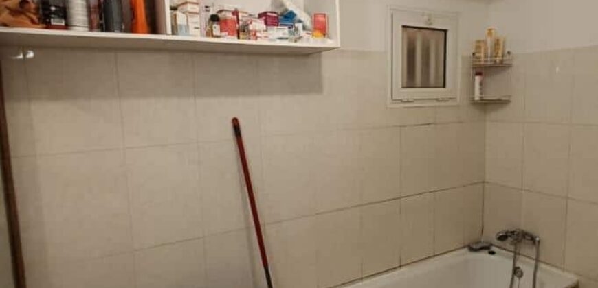 A louer un appartement T3 de 64.60m2 situé dans une petite résidence à Saint Benoit