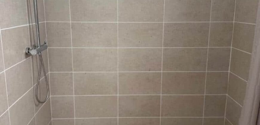 A louer un bel appartement neuf de 71.85 m2 située à l’entrée de La Rivière Saint Louis proche de toutes les commodités