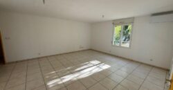 En vente un charmant appartement T2 d’environ 64 m2 situé au Tampon proche du centre-ville