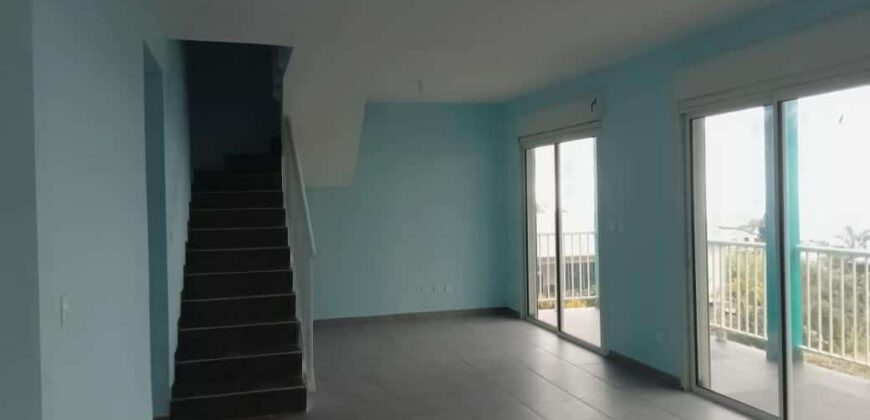 En vente une superbe villa neuve T4 avec vue mer située dans un cadre calme à Trois Bassins