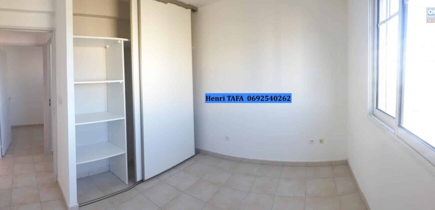 A louer un appartement T2 de 45.65 m2 avec vue mer situé dans une résidence sécurisée à Bas Jean Petit