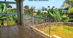 Location d’une villa jumelée de 73.64 m2 située dans un cadre calme proche de toutes commodités à SAINT JOSEPH