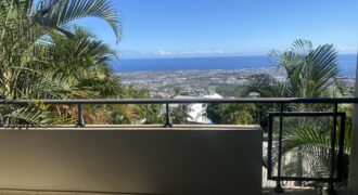 A vendre un appartement T2 offrant vue panoramique sur mer à Pichette la Possession