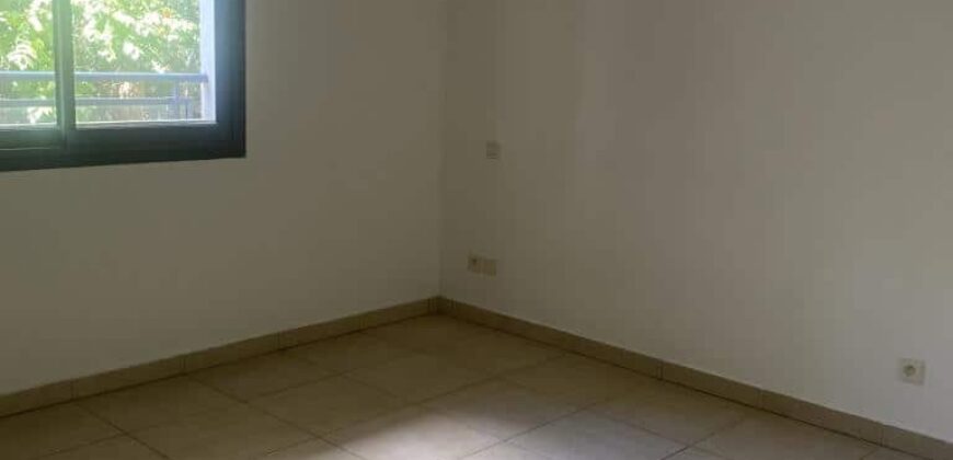 A vendre un appartement T2 offrant vue panoramique sur mer à Pichette la Possession