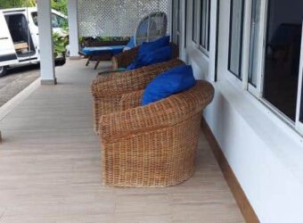 Location d’une spacieuse villa F3 meublée de 109 m² habitables au cœur des Avirons