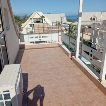 A louer un appartement T3 de 65.62m2 avec jardin à la Saline les bains