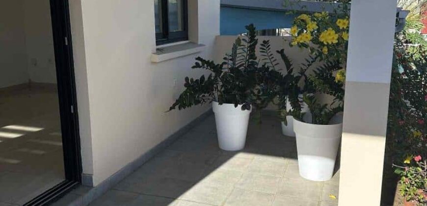 Location d’un local professionnel de 51 m2 situé à Terre Sainte