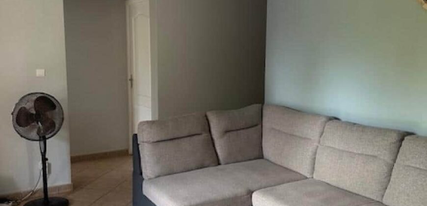 A louer une villa meublée T4 de 81.44 m2 située à seulement 10 minutes de Saint Pierre