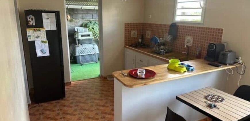 A louer une villa meublée T4 de 81.44 m2 située à seulement 10 minutes de Saint Pierre