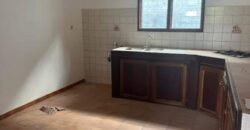 A louer une grande villa F6 pour activité professionnelle à deux pas des commerces à Saint-Louis