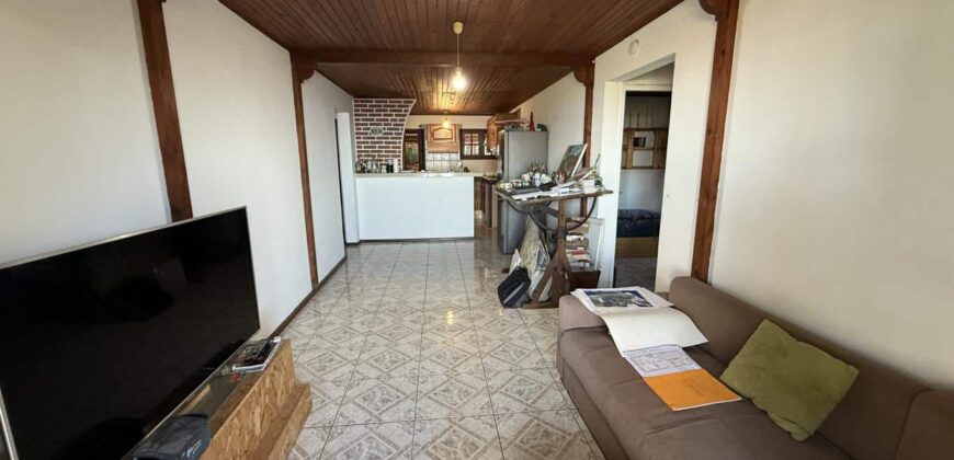 À vendre villa R+1 avec deux logements indépendants et vue panoramique située à l’entrée sud des Avirons