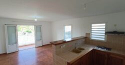 A vendre un appartement T3 de 71m2 avec varangue à proximité des commerces à Saint Benoit