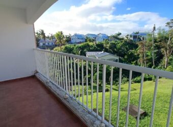 A vendre un appartement T3 de 71m2 avec varangue à proximité des commerces à Saint Benoit