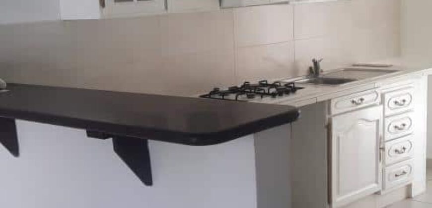 À louer une charmante villa T3 de 57 m2 située dans une petite résidence calme proche du centre-ville de Bras Panon