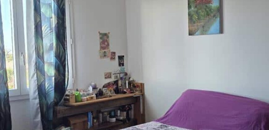 A vendre un appartement T3 de 50m2 avec jardin privatif et place de parking à Saint-André