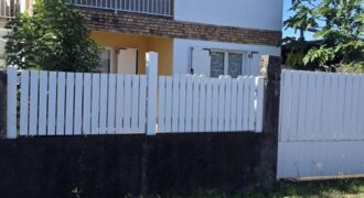 A vendre appartement T3 avec jardin et parking situé dans une petite résidence à Saint André