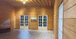 A vendre une agréable villa de plain-pied sur un beau terrain paysagé proche de la plage à Saint-André