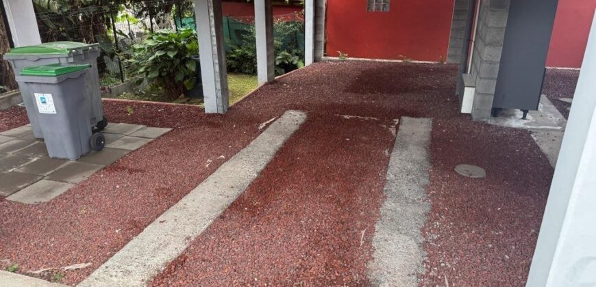 Location d’une villa récente de type F3 sur terrain de 322 m² au Tampon- Pont d’Yves