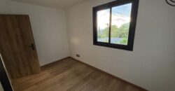 À vendre villa neuve en R+1 d’environ 100 m2 avec piscine à proximité du centre-ville d’Etang Salé les Hauts